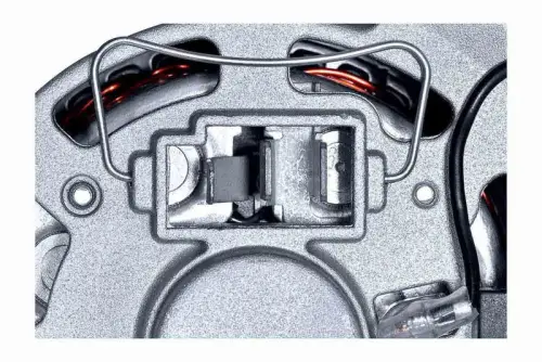 HELLA 33A 14V